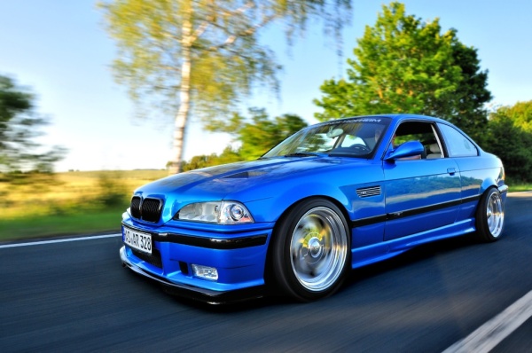 BMW E36 Coupé Tuning - Das weiß-blaue Projekt:  (Bild 1)