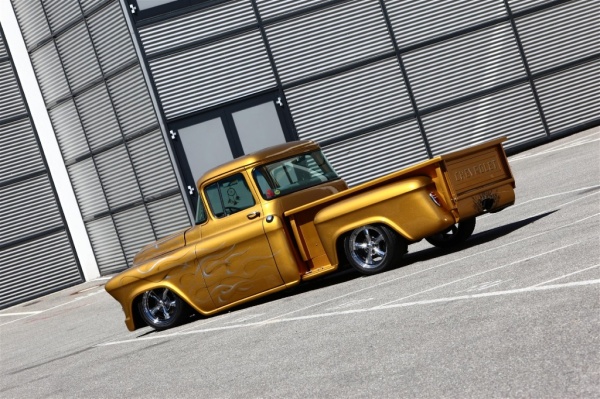 Chevrolet Pick-up im Custom-Style:  (Bild 2)