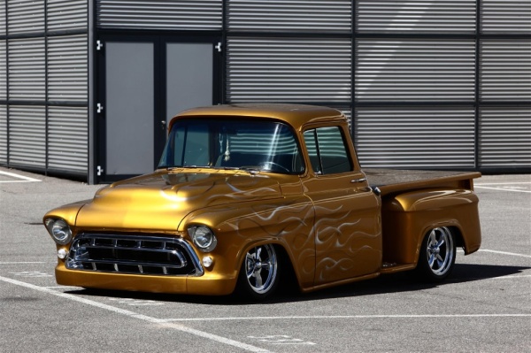 Chevrolet Pick-up im Custom-Style:  (Bild 40)