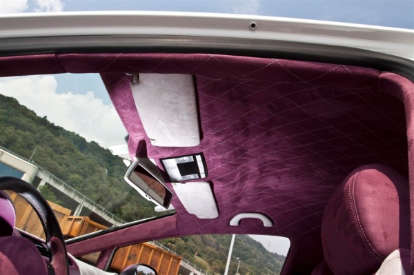 Das Projekt Seat Leon FR: Der purpurne Dachhimmel wurde mit Rauten abgesetzt. (Bild 21)