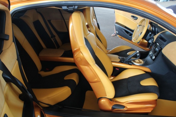Ein Mazda RX-8 setzt in Belgien den Goldstandard: Der goldene Salon (Bild 5)