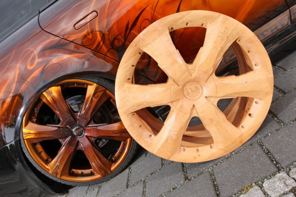 Schön geschnitzt: Audi A4 in Holz-Optik:  (Bild 49)