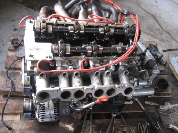 VW Vento - Vom braven 90PS-Auto zum 6-Zylinder-VR6: Ein Motortausch sollte immer Anlass für Sanierungsarbeiten sein. (Bild 35)
