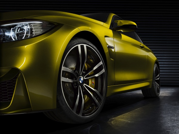 BMW präsentiert die Studie Concept M4 Coupé:  (Bild 6)
