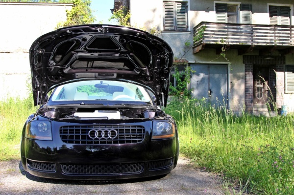Audi TT – Touchdown mit Stancefaktor: Aus 1,8 Litern zaubert der Turbo 210PS. (Bild 16)