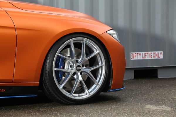 BMW Upgrade: Neues Erscheinungsbild für unseren 3er Touring:  (Bild 5)