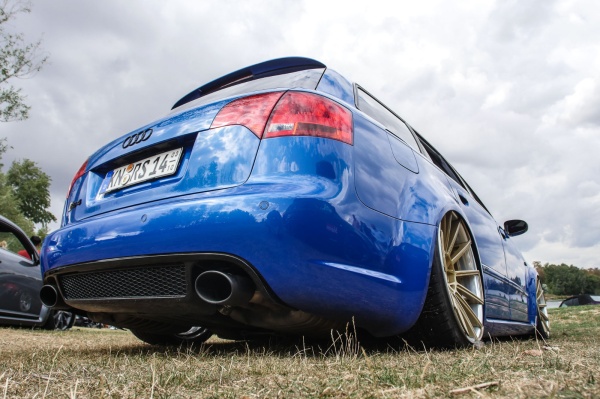 Blaues Kraftpaket: Audi RS4:  (Bild 5)